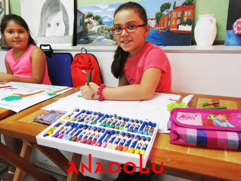 Konyada Çocuklar İçin Güzel Çizim Eğitimleri