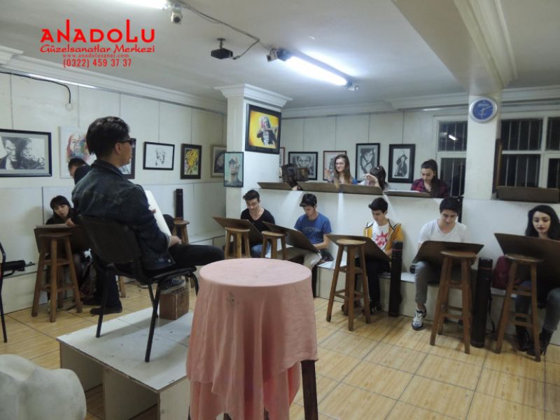 Güzel Sanatlar Fakülteleri İçin Karakalem Kursları Konyada