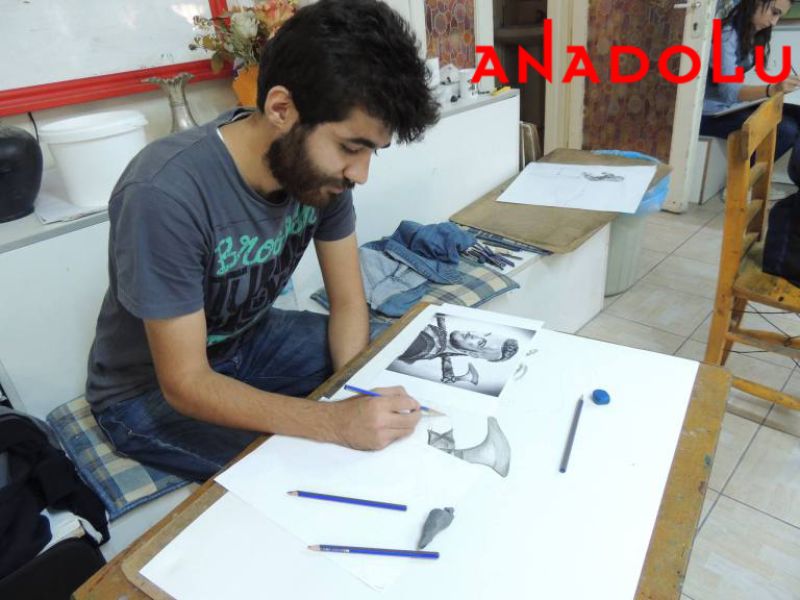 Hobi Karakalem Potre Çizim Dersleri Konyada