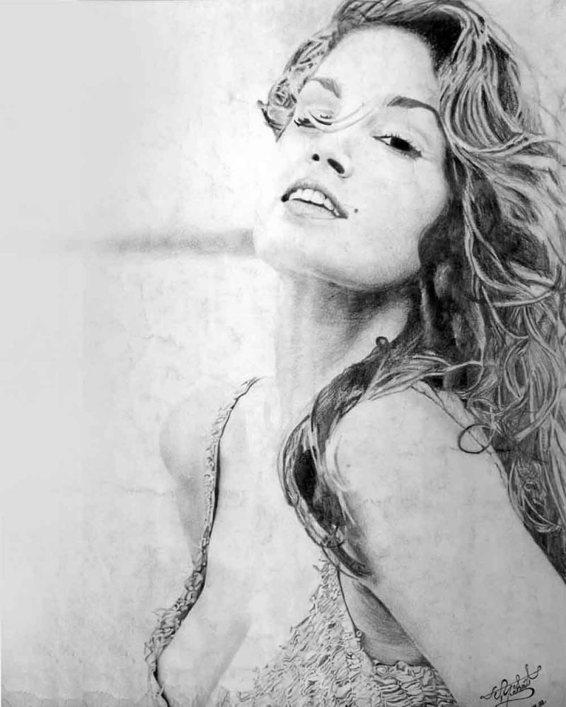 Cindy Crawford Kara Kalem Çizimi Konyada