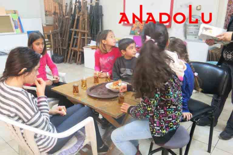 Konyada Çocuklar İçin Güzel Çizim Eğitimleri